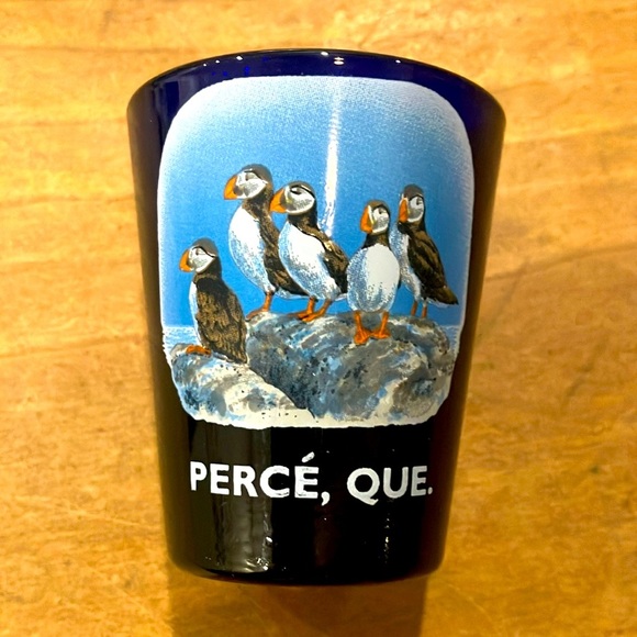 Collectible Rocher Percé Québec Canada Shot Glass - Picture 1 of 4